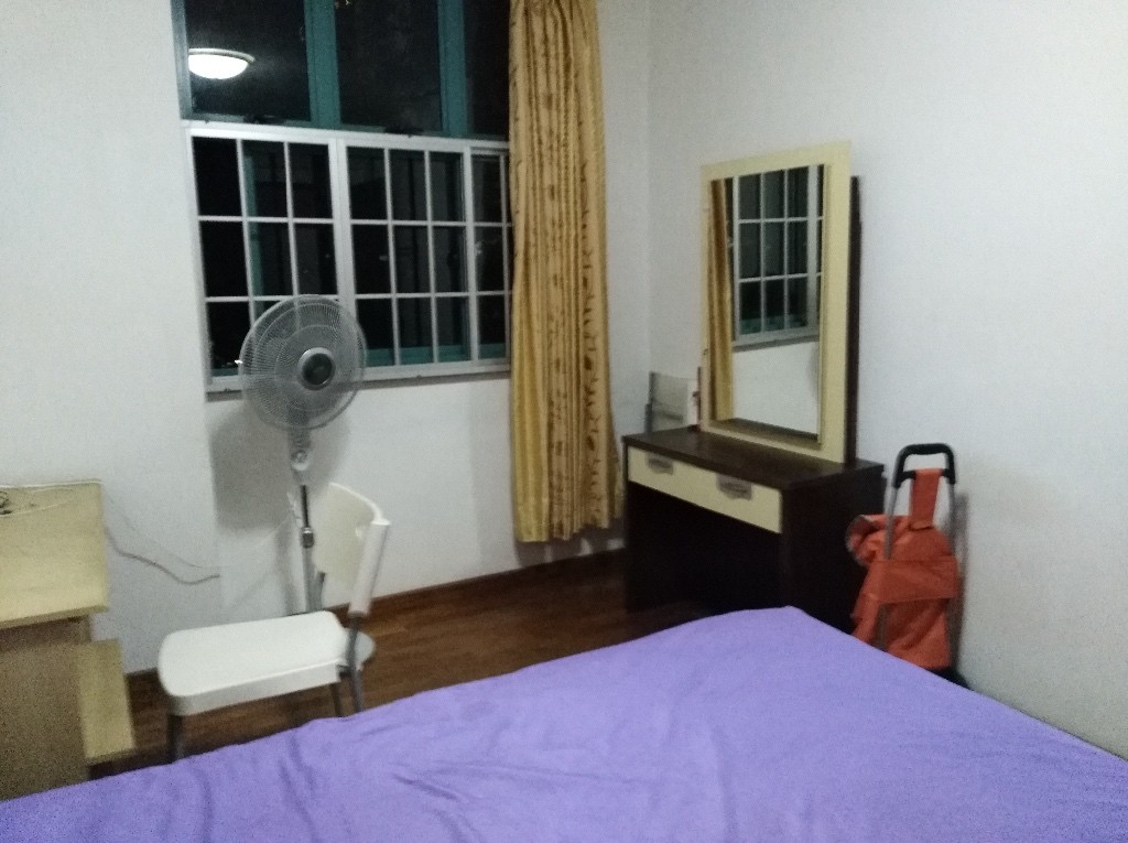 海军部两个房间出租，包水电网，家具齐全，环境干净舒适交通便利 - Admiralty 海军部 - 分租房间 - Homates 新加坡