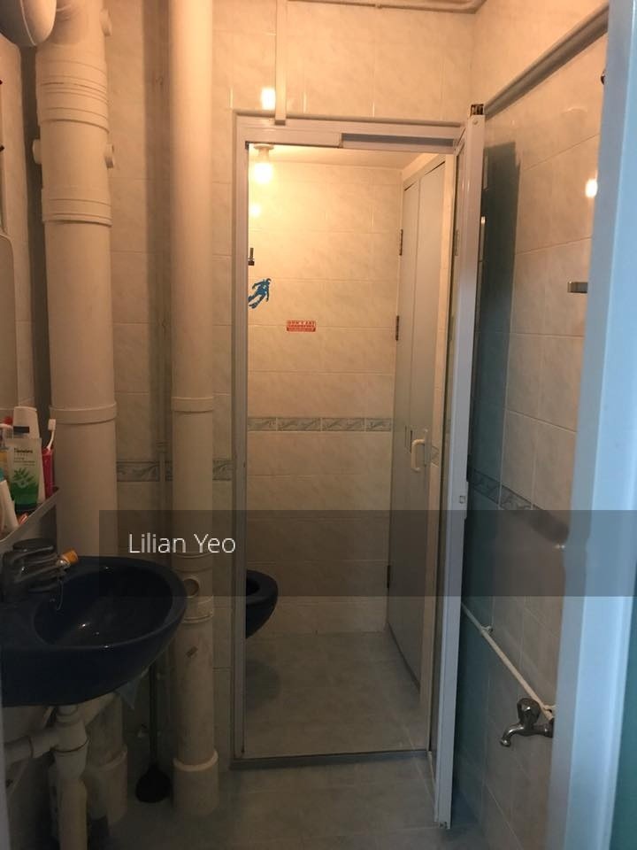 HDB Master Room with Good Sea View - Marine Parade - Bedroom - Homates Singapore