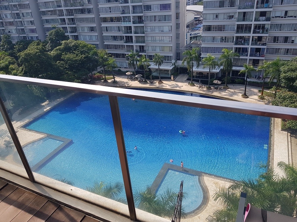 文礼地铁站一分钟，商场楼上公寓大普通房出租，无房东无中介 - Boon Lay 文礼 - 分租房间 - Homates 新加坡