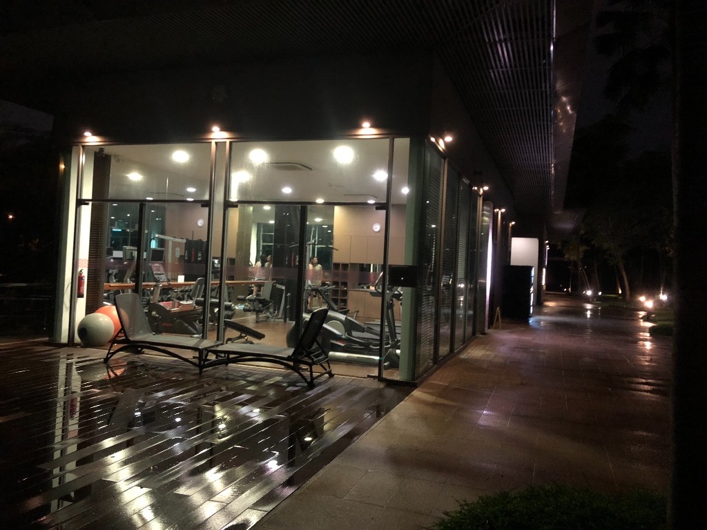 近金文泰 公寓普通房和小普通房出租！家私齐全 精装修 无中介费  无屋主~~ - Clementi 金文泰 - 分租房间 - Homates 新加坡