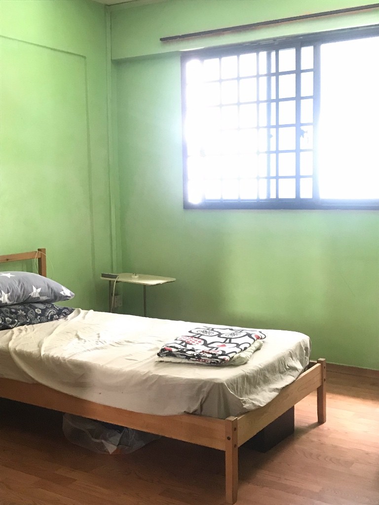 Woodland st 32 Blk 329 Room for rent - Woodlands - Bedroom - Homates Singapore