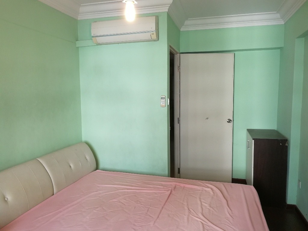 靠近NTU, 裕廊西3道,BLK 274A 普通房出租 （$600/月全包） - Jurong West 裕廊西 - 獨立套房 - Homates 新加坡