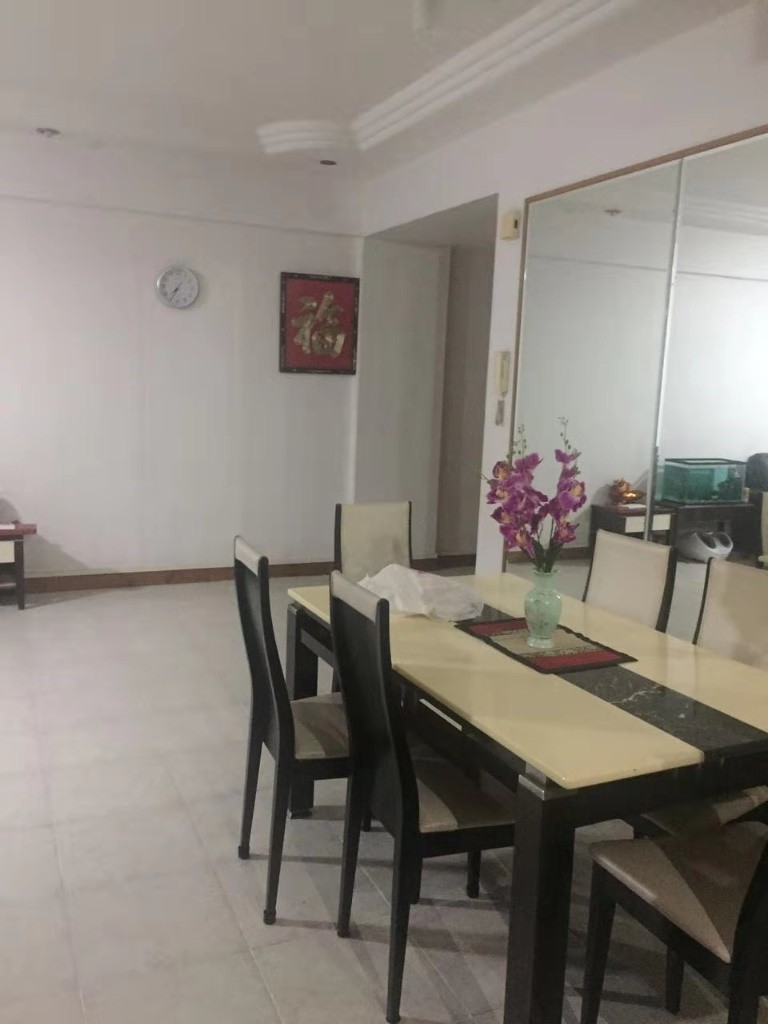 近地铁杨厝港公寓普通房出租 - Yio Chu Kang 杨厝港 - 分租房间 - Homates 新加坡