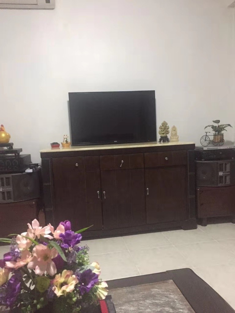 近地铁杨厝港公寓普通房出租 - Yio Chu Kang 杨厝港 - 分租房间 - Homates 新加坡