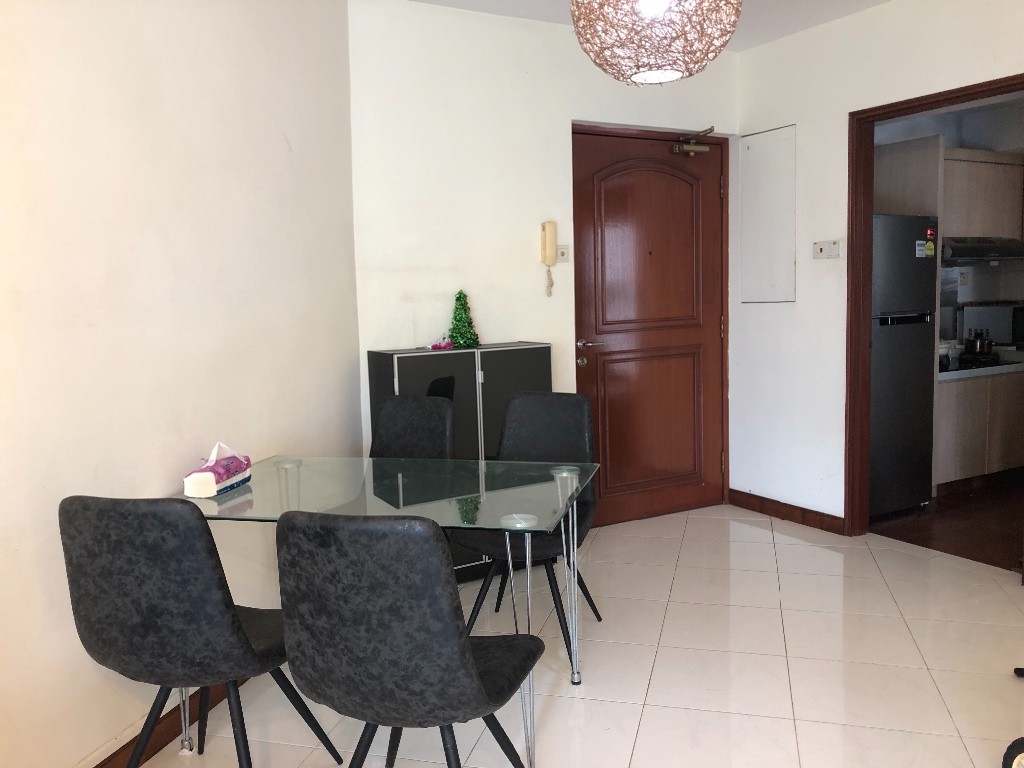 四美公寓（学区房），交通便利，地铁绿线和蓝线可达，门口有巴士站 - Simei 四美 - 整个住家 - Homates 新加坡