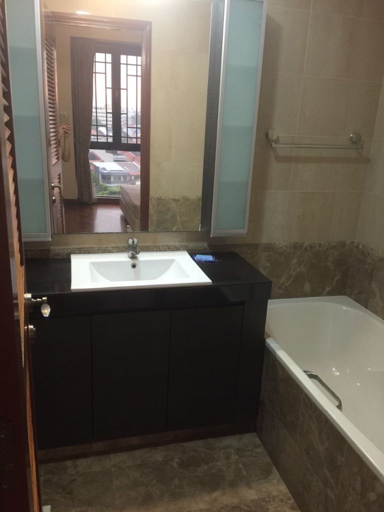 碧山地铁站对面公寓，普通房出租 - Bishan 碧山 - 分租房间 - Homates 新加坡