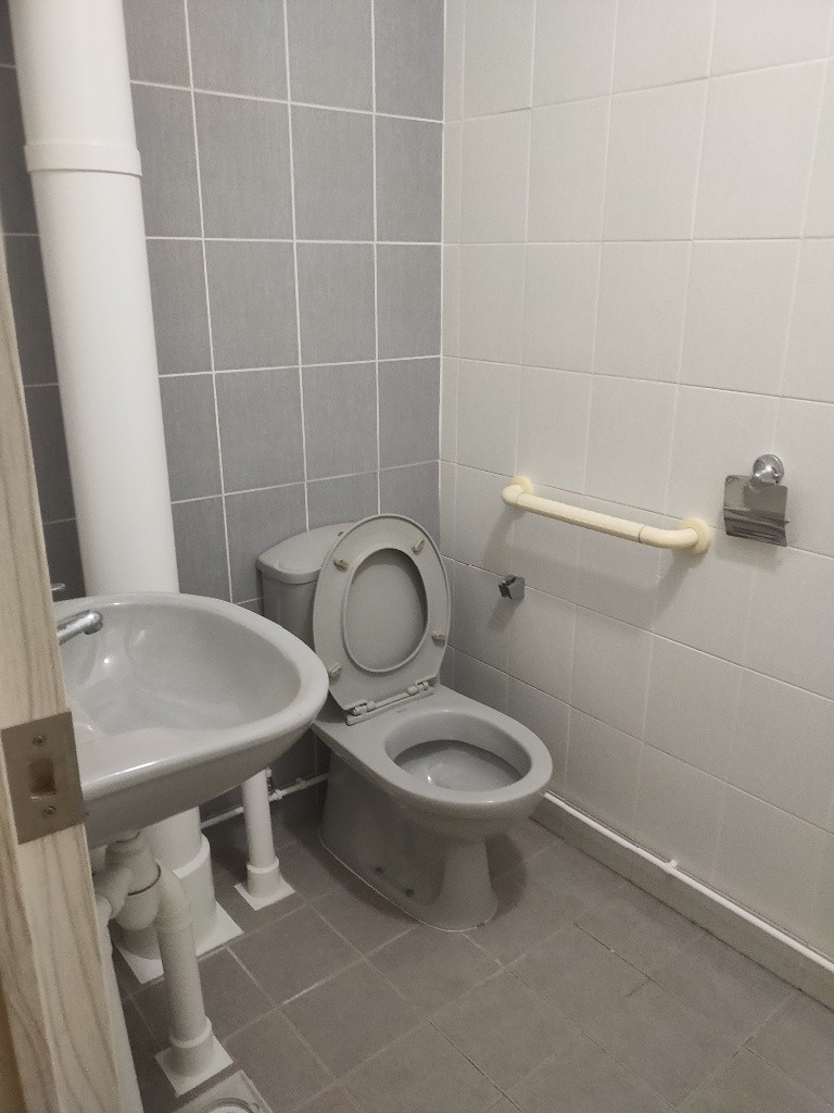 房间出租 - Tampines 淡滨尼 - 分租房间 - Homates 新加坡