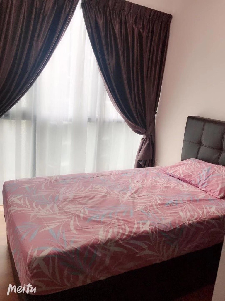 义顺 NORTH PARK RESIDENCES, 在northpoint city商场 义顺地铁站的楼上，冷气小房出租 - Yishun - Bedroom - Homates Singapore