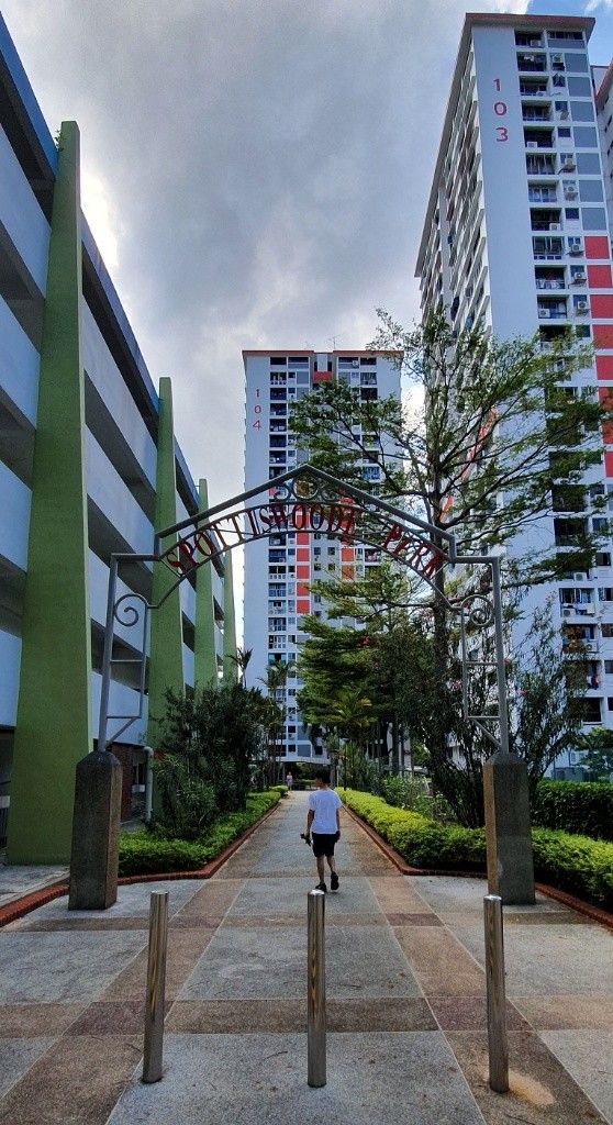 Masterbedroom for rent at Spottiswoode Park Road near Outram Park