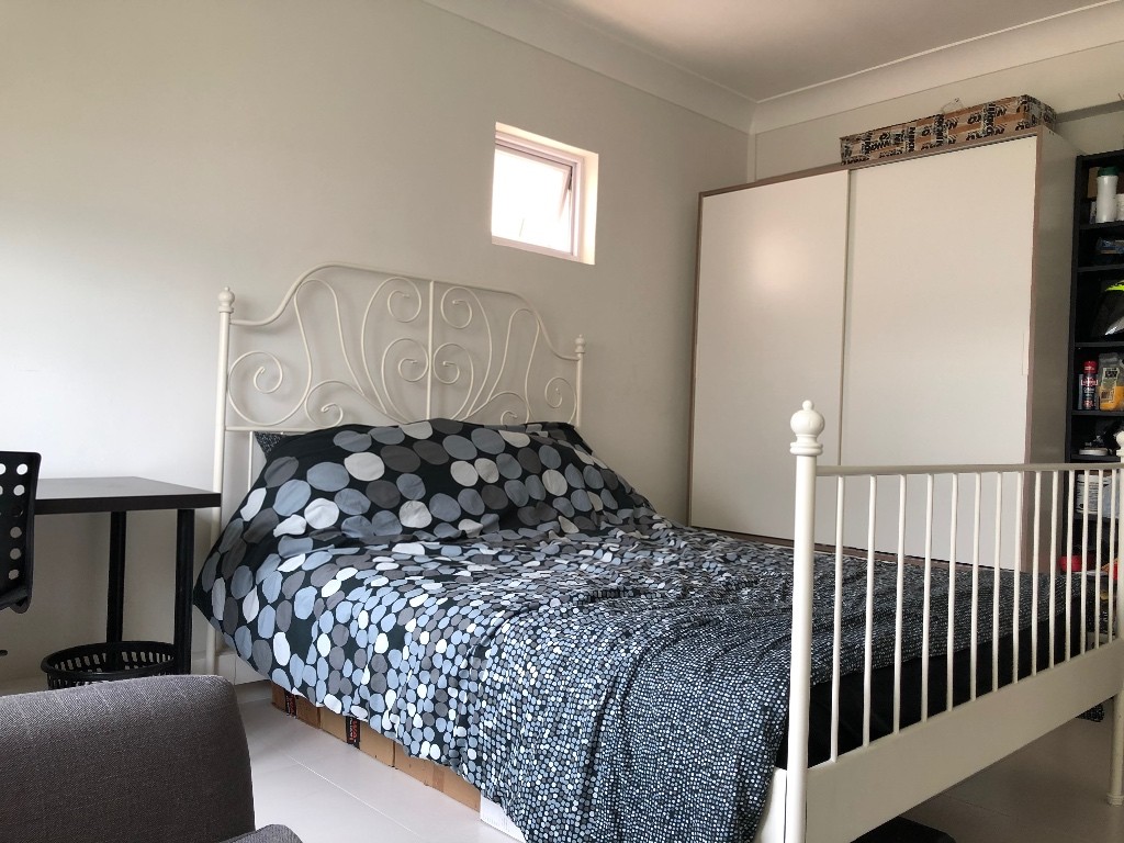 Fully furnished and airy room for rent - Bedok - Bedroom - Homates Singapore