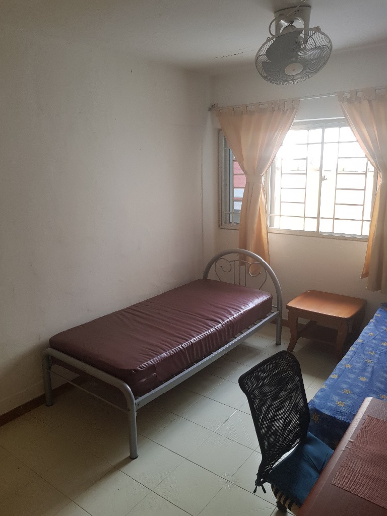 Potong Pasir Ave 3 , 1 Common Room for Rent - Potong Pasir - Bedroom - Homates Singapore