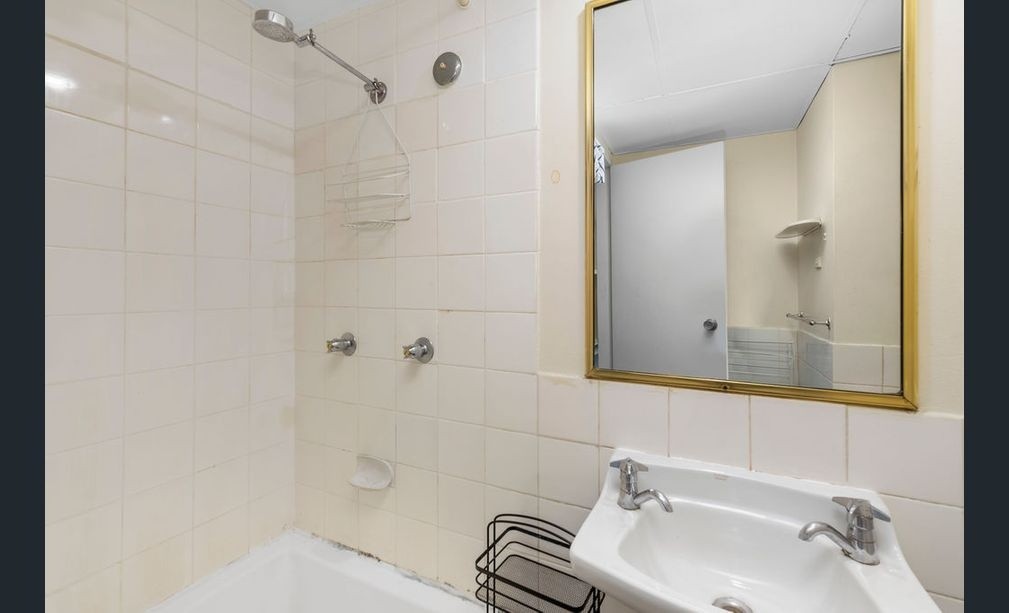  Fully Furnished studio room in 275 Thomson Road,(S) 307645 |D11 - Newton / Novena - Novena - Bedroom - Homates Singapore