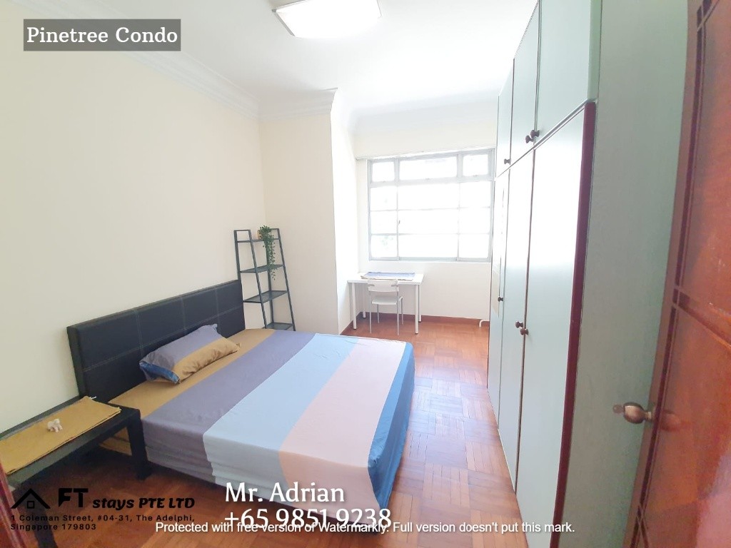 Deluxe Queen Room- Stevens MRT- Pinetree Condo - Stevens - Bedroom - Homates Singapore