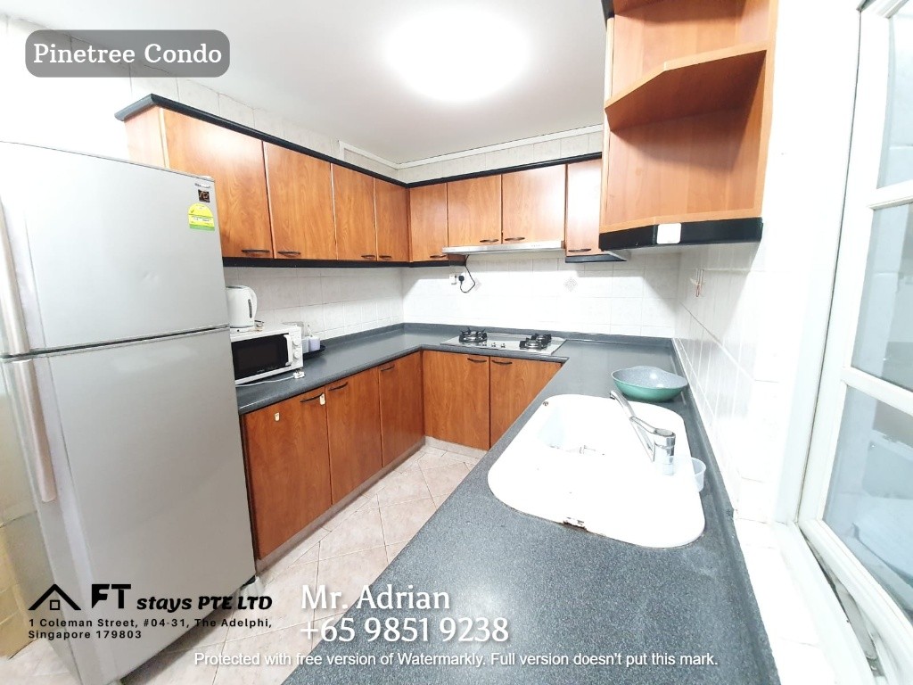 Superior Single Room - Stevens MRT - Pinetree Condo - Stevens - Bedroom - Homates Singapore