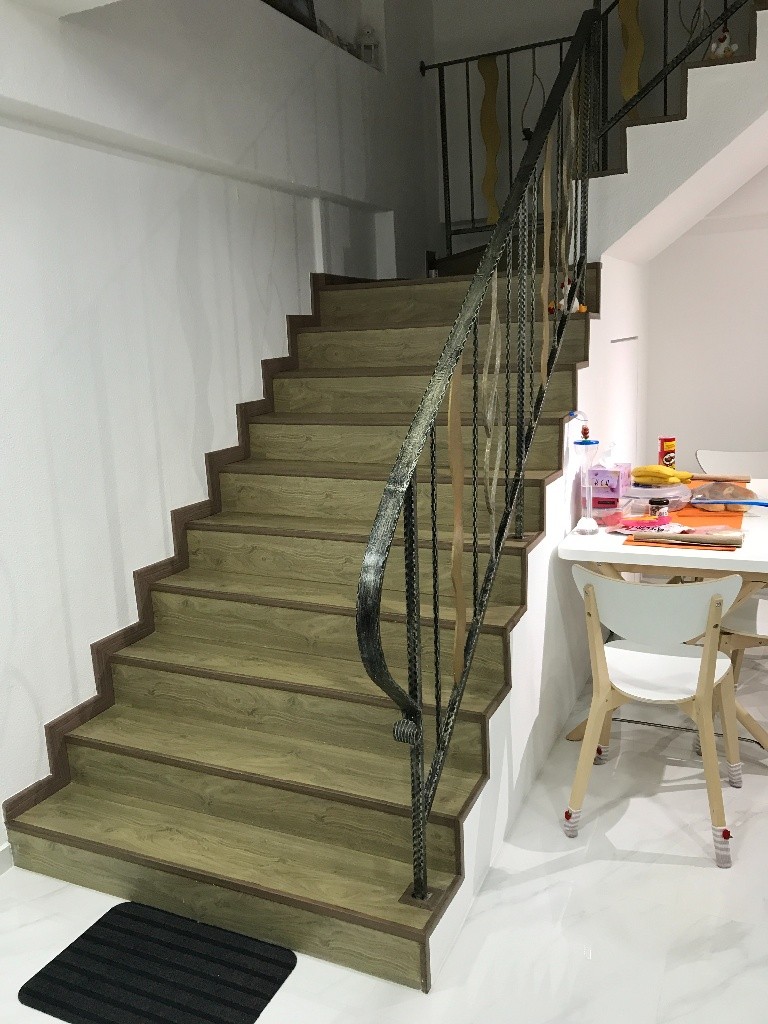 淡滨尼普通房！ 复式组屋，宽敞干净，适合单身工作人士或夫妻! 长期租房，价格可商 - Tampines 淡滨尼 - 分租房间 - Homates 新加坡