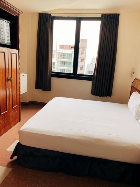 阿裕尼地铁站附近主人房出租！！！可随时领包入住！！！无中介费！！！ - Aljunied - Bedroom - Homates Singapore