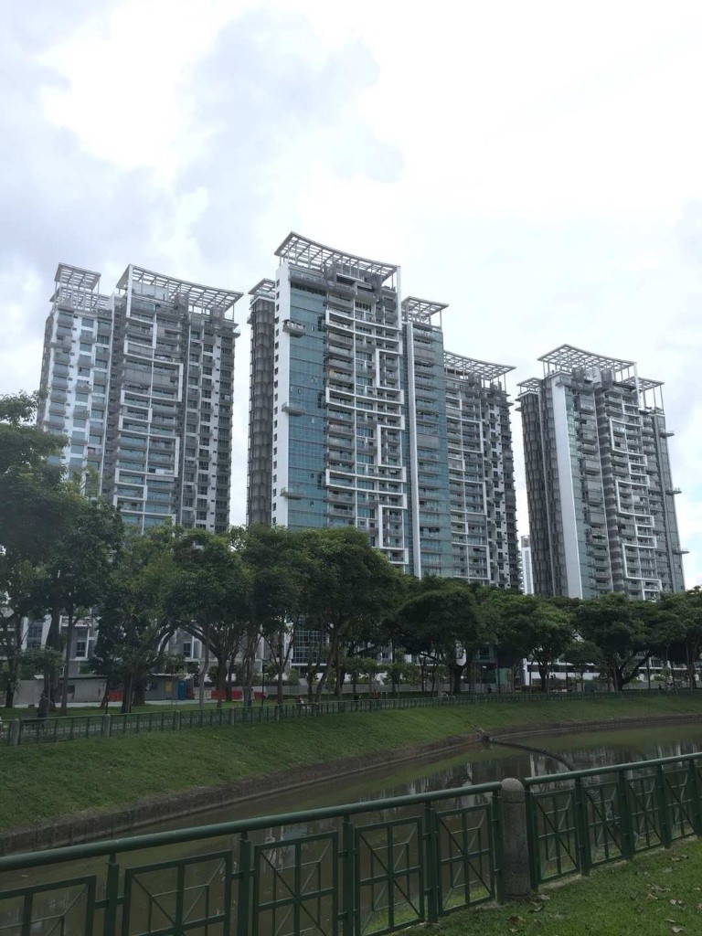 Brand new condo Eight Riversuites is available on 15/8, just 5 mins walk to Boon keng MRT,Bendemeer food center,.whatsapp owner 98562067 to view room. - Boon Keng - Flat - Homates Singapore