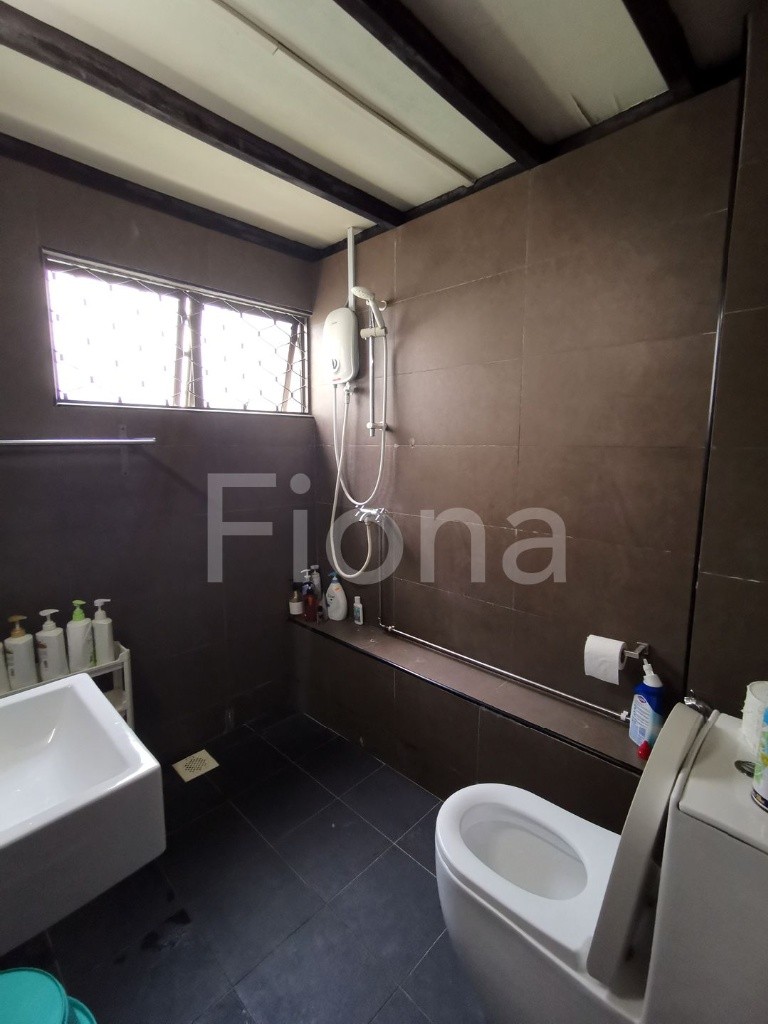 Kembangan MRT / Bedok MRT/ Eunos  MRT/Available 15 March - Geylang - Bedroom - Homates Singapore