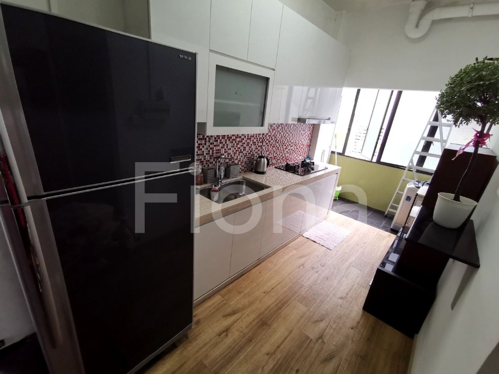 Kembangan MRT / Bedok MRT/ Eunos  MRT/Available 15 March - Geylang - Bedroom - Homates Singapore