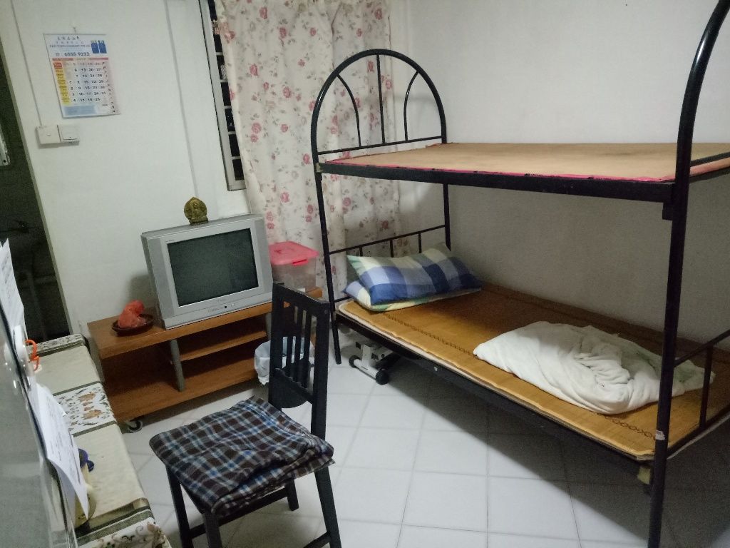 Master room n common room. rent - Tampines 淡滨尼 - 分租房间 - Homates 新加坡