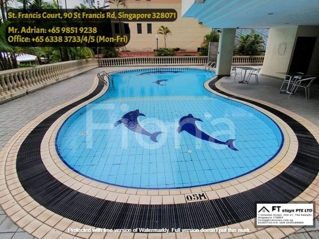 Spacious master bedroom with private bathroom, swimming pool - Toa Payoh - Flat - Homates Singapore