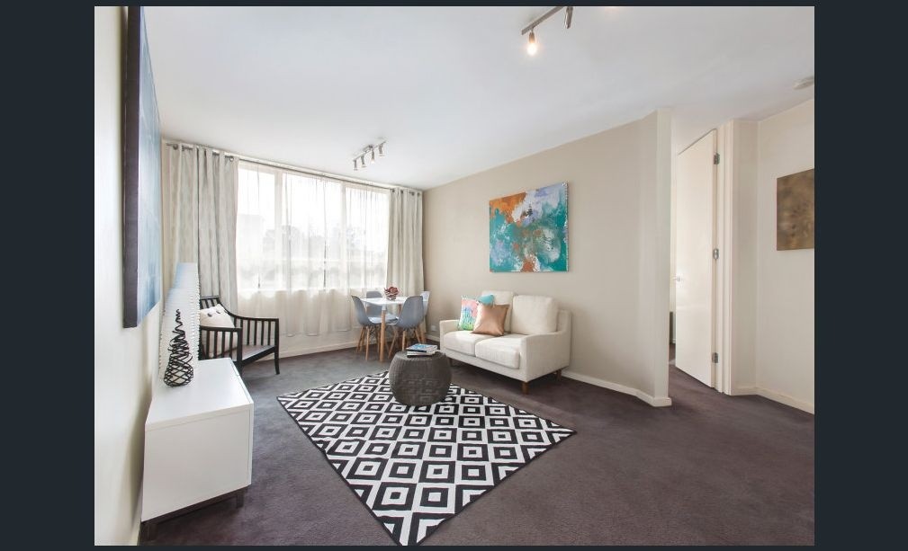 Newly fully furnished studio for rent in 109 Jurong East Street 13(S