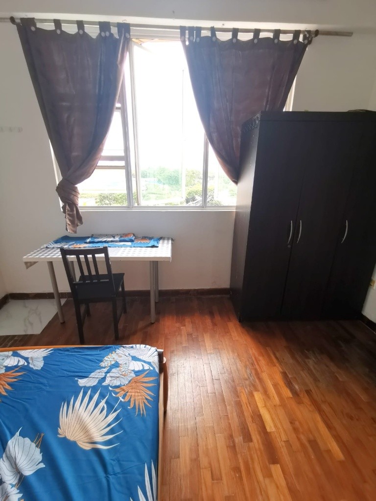 Canberlin Lodge - Master Room/Kallang MRT / Stadium MRT / Mountbatten MRT / Available 19 October  - Kallang - Bedroom - Homates Singapore