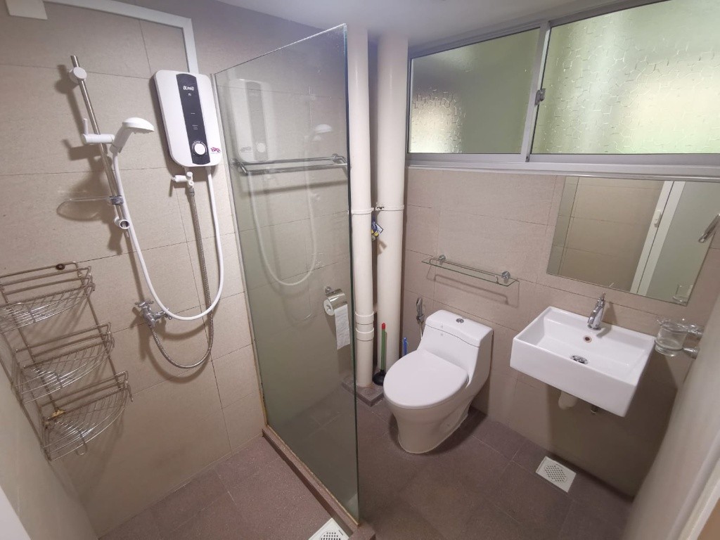 Ivory Heights - Boon Lay/Chinese Garden MRT/Jurong East MRT/Clementi/Lakeside MRT/ Available 19 October - Jurong East - Bedroom - Homates Singapore