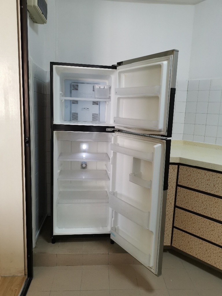 Room for rent Near Outram MRT/Tanjong Pagar MRT/Chinatown MRT/ Immediate Available  - Outram - Bedroom - Homates Singapore