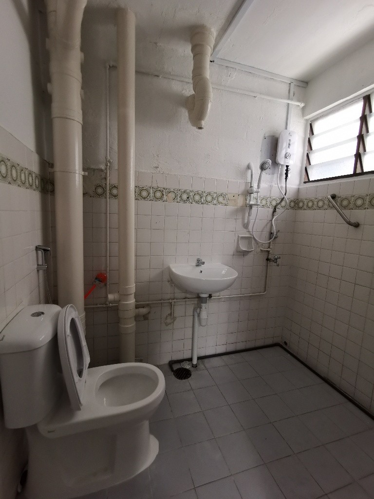 Room for rent Near Outram MRT/Tanjong Pagar MRT/Chinatown MRT/ Immediate Available  - Outram - Bedroom - Homates Singapore