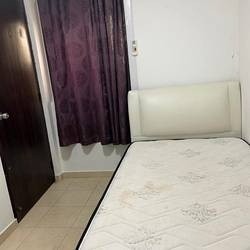 Available 08Aug - Common Room/Strictly Single Occupancy/Wifi/ Air-con/no Owner Stayin/No Agent Fee/Cooking allowed/Near Braddell MRT/Marymount MRT/Caldecott MRT - Bishan - Bedroom - Homates Singapore