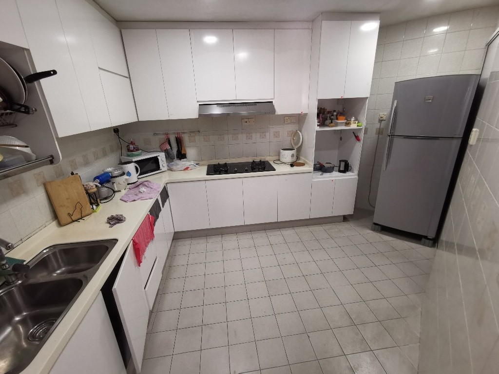 Immediate Available-Common Room/FOR 1 PERSON STAY ONLY/Aircon/Wifi/No owner staying/No Agent Fee/Cooking allowed/Novena MRT  / Toa Payoh MRT / Boon Keng / Thomson MRT - Boon Keng 文慶 - 分租房間 - Homates 新加坡