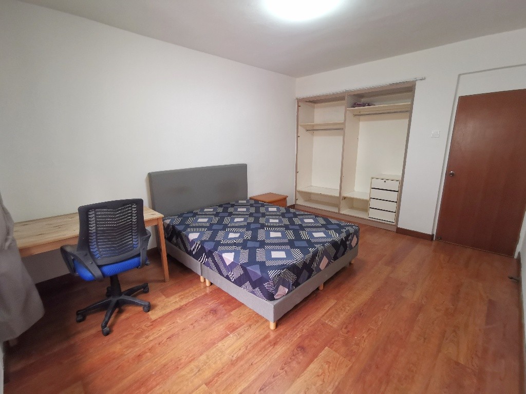 Immediate Available - Common Room/FOR 1 PERSON STAY ONLY/Private Bathroom/Include Utilities/Wifi/Aircon/No Agent Fee/Light Cooking Allowed/Washing Machine - Ang Mo Kio - Bedroom - Homates Singapore