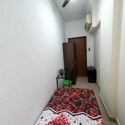 Available 02 Sep - Common Room/Strictly Single Occupancy/no Owner Staying/No Agent Fee/Cooking allowed/Near Newton MRT/Near Orchard MRT/Stevens MRT - Orchard - Bedroom - Homates Singapore