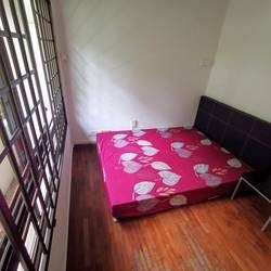 Immediate Available - Common Room/FOR 1 PERSON STAY ONLY/2 Shared Bathroom/Include Utilities/Wifi/Aircon/No Agent Fee/Light Cooking Allowed/Washing Machine - Bishan 碧山 - 分租房間 - Homates 新加坡