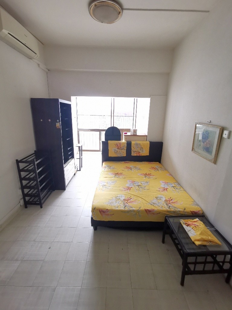 Available 03 Oct -Common Room/Strictly Single Occupancy/no Owner Staying/No Agent Fee/Private Bathroom/Cooking allowed/Near Somerset MRT/Newton MRT/Dhoby Ghaut MRT - Orchard - Bedroom - Homates Singapore