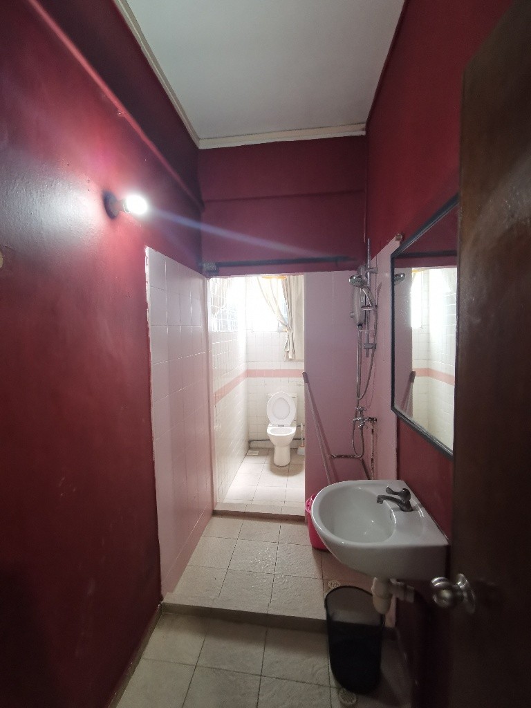 Available 03 Oct -Common Room/Strictly Single Occupancy/no Owner Staying/No Agent Fee/Private Bathroom/Cooking allowed/Near Somerset MRT/Newton MRT/Dhoby Ghaut MRT - Orchard - Bedroom - Homates Singapore