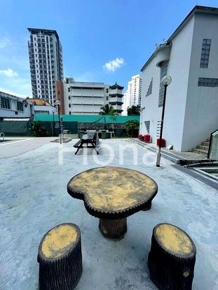Available 15 Sep - Master  Room/1 Person Stay Only/No Owner Staying/Fully Furnished with Bed/Wardrobe/WIFI/Air-con/2 Shared Bathrooms/allowed Cooking/ Toa Payoh MRT and Novena MRT          - Toa Payoh - Homates 新加坡