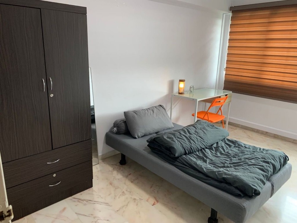 Bedroom for 1 Female in Exec Apartment ... Mins to Khatib MRT - Yishun 義順 - 分租房間 - Homates 新加坡