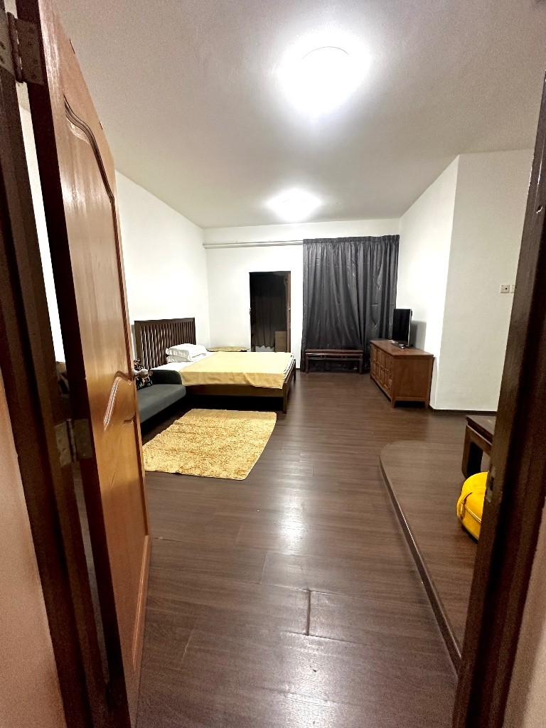 Rare Huge Master bedroom for rent in KATONG/ MARINE PARADE / JOOCHIAT - Marine Parade 馬林百列 - 分租房間 - Homates 新加坡