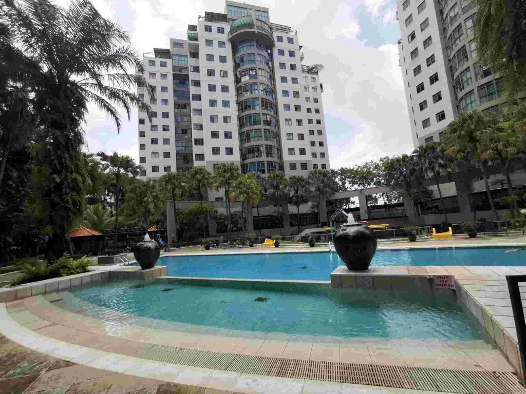 Available Immediate - Common Room/FOR 1 PERSON STAY ONLY/Wifi/No owner staying/No Agent Fee/Cooking allowed/Near Boon Lay MRT, Lakeside MRT  - Boon Lay - Bedroom - Homates Singapore