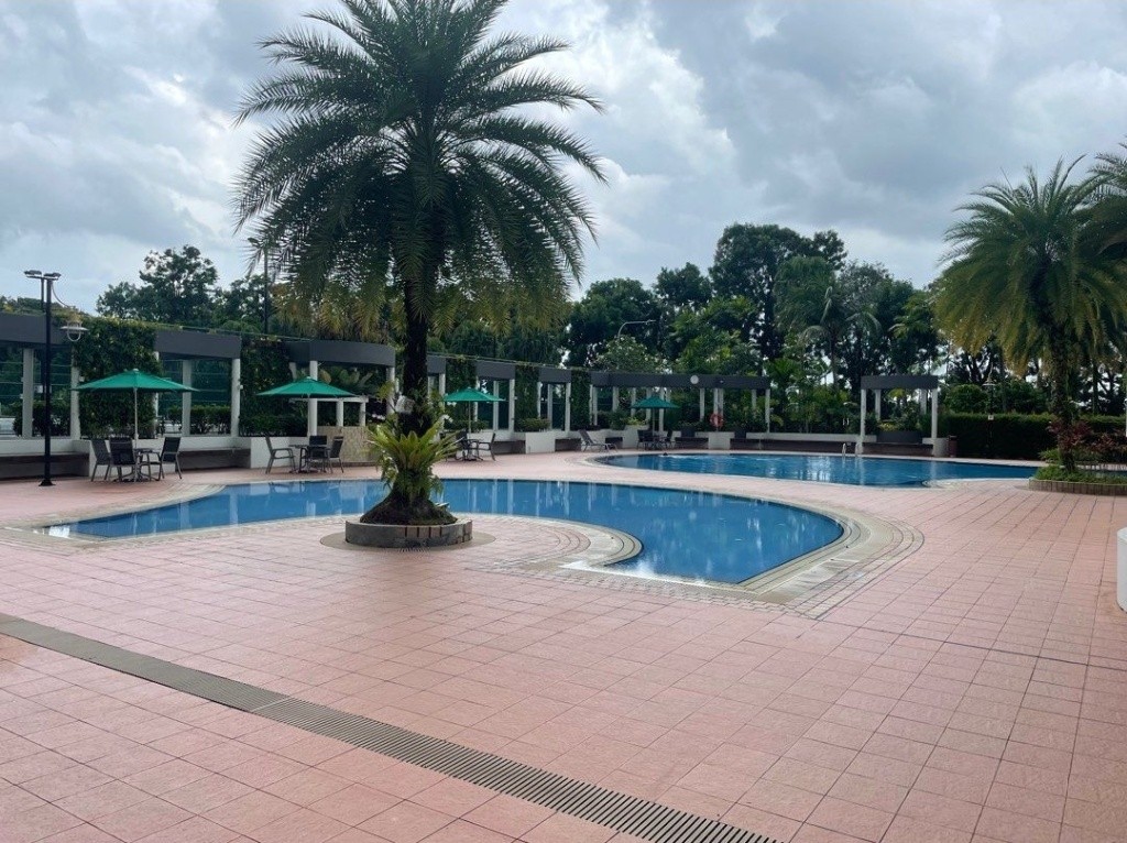 simei公寓 Melville park 出租一单间，家具齐全，可报地址，可煮 - Simei 四美 - 分租房間 - Homates 新加坡