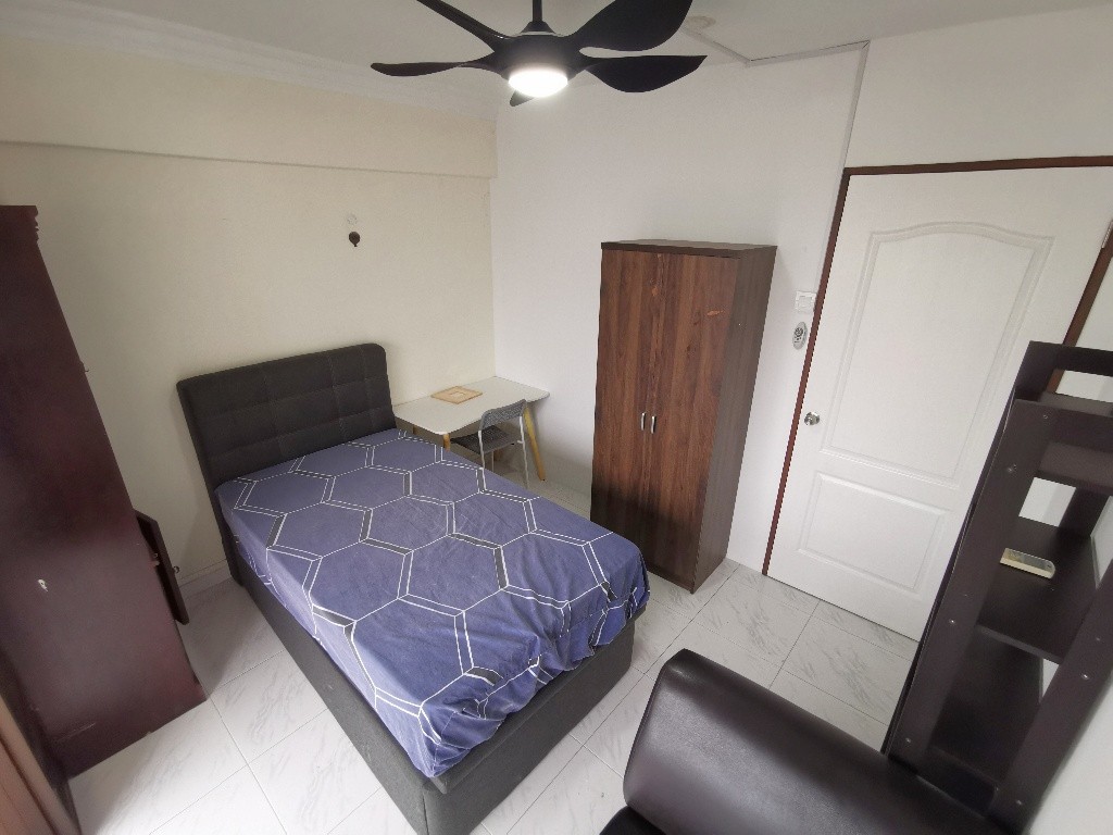 Available 02 Jan - Common Room/Strictly Single Occupancy/Wifi/ Air-con/no Owner Stayin/No Agent Fee/Cooking allowed/Near Braddell MRT/Marymount MRT/Caldecott MRT - Bishan 碧山 - 分租房間 - Homates 新加坡