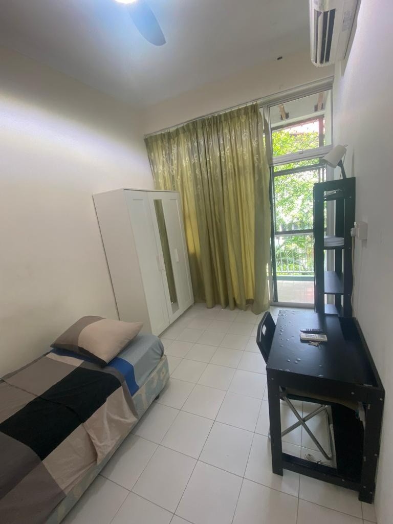 Available 12 Nov - Common Room/Strictly Single Occupancy/Wifi/Aircon/no ...