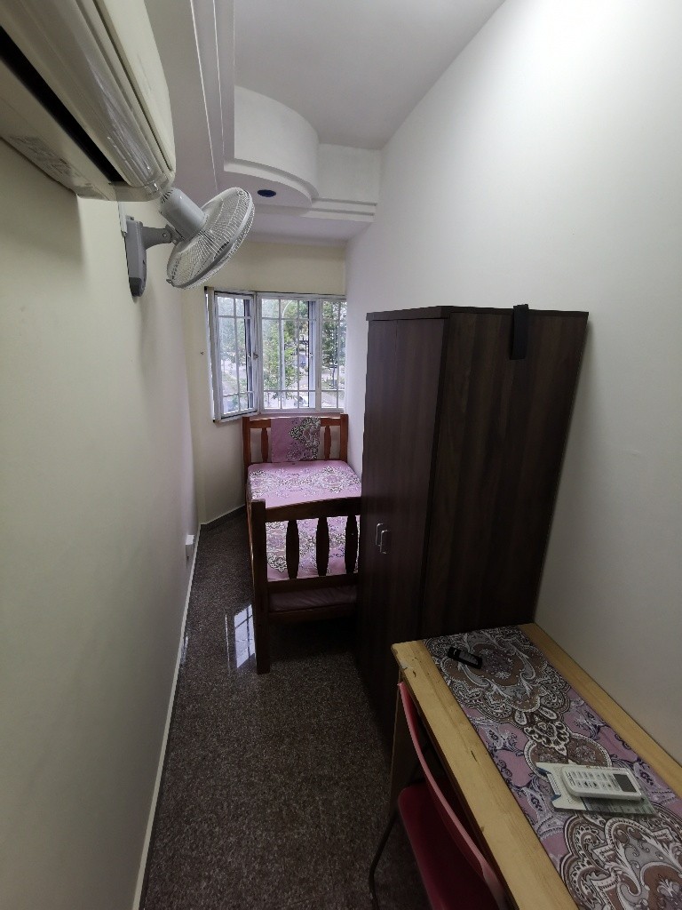 Common Room / Strictly Single Occupancy/no Owner Staying/No Agent Fee/Cooking allowed/ Shared Bathroom/Novena MRT / Boon Keng MRT / Toa Payoh MRT / Farrer Park / Available 19 Nov - Toa Payoh - Bedroom - Homates Singapore