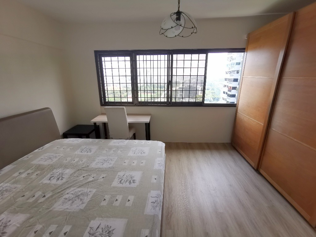 Master Room/Strictly Single Occupancy/no Owner Staying/No Agent Fee/Cooking allowed / Near Braddell MRT / Marymount MRT / Caldecott MRT/ Available 19 Jan - Bishan - Bedroom - Homates Singapore