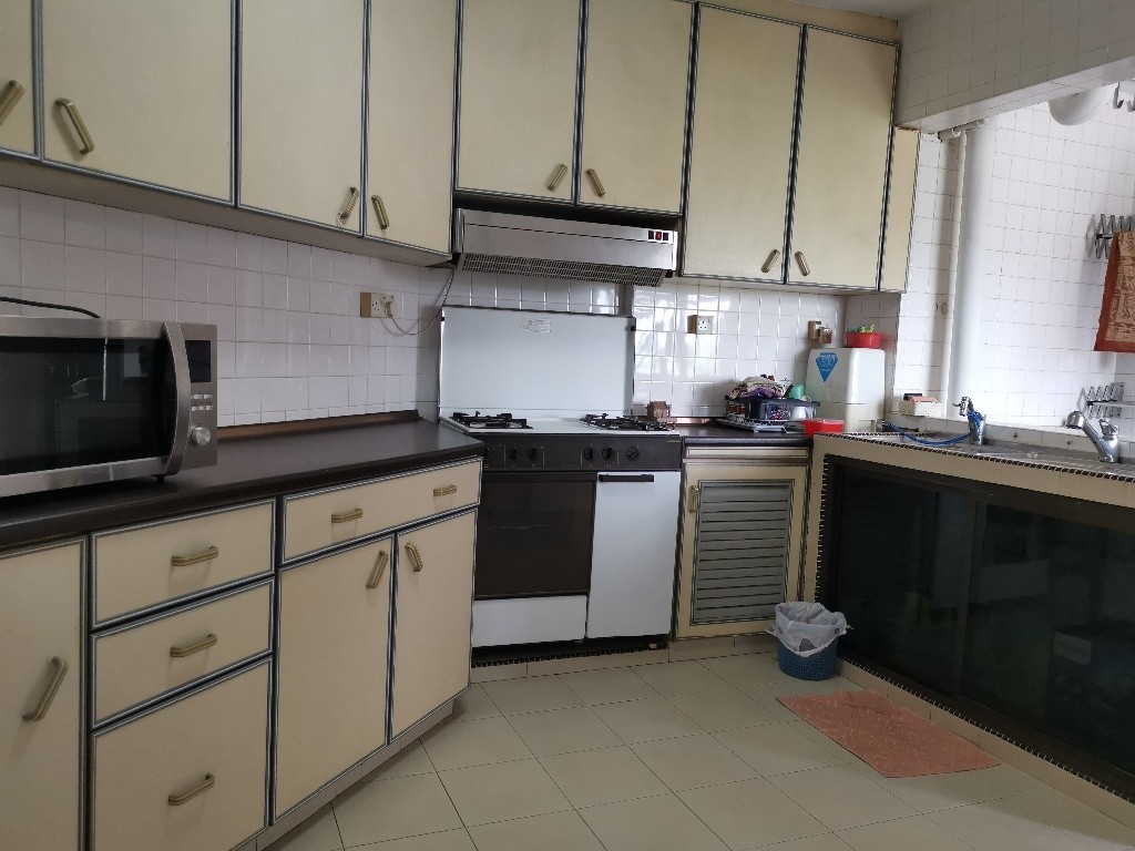 Common Room/Strictly Single Occupancy/no Owner Staying/No Agent Fee/Cooking allowed / Near Braddell MRT / Marymount MRT / Caldecott MRT/ Available 19 Jan - Bishan - Bedroom - Homates Singapore
