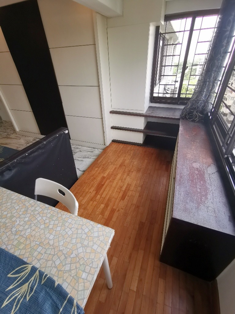 BALCONY Common Room/Strictly Single Occupancy/no Owner Staying/No Agent Fee/Cooking allowed/Near Braddell MRT/Marymount MRT/Caldecott MRT/ Available 03Jan - Bishan - Bedroom - Homates Singapore