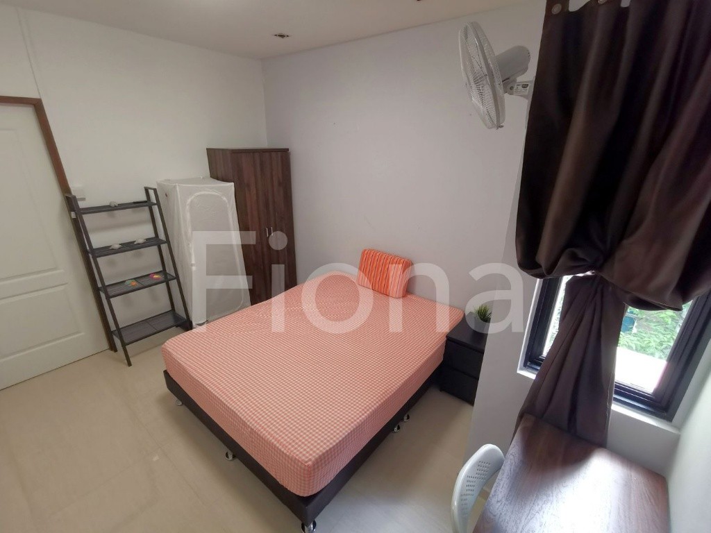 Common Room/FOR 1 PERSON STAY ONLY / Wifi/No owner staying/No Agent Fee/Cooking allowed/KEMBANGAN MRT / EUNOS MRT / PAYA LEBAR MRT/Available 12 Dec - Marine Parade 馬林百列 - 分租房間 - Homates 新加坡