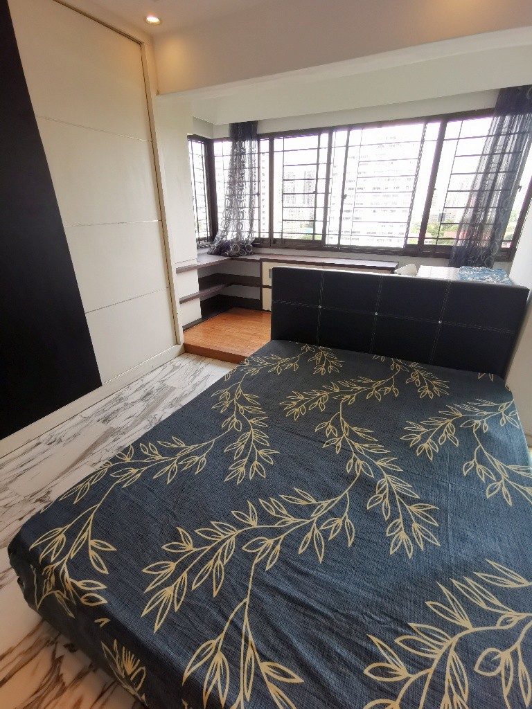BALCONY Common Room/Strictly Single Occupancy/no Owner Staying/No Agent Fee/Cooking allowed/Near Braddell MRT/Marymount MRT/Caldecott MRT/ Available 03Jan - Ang Mo Kio - Bedroom - Homates Singapore